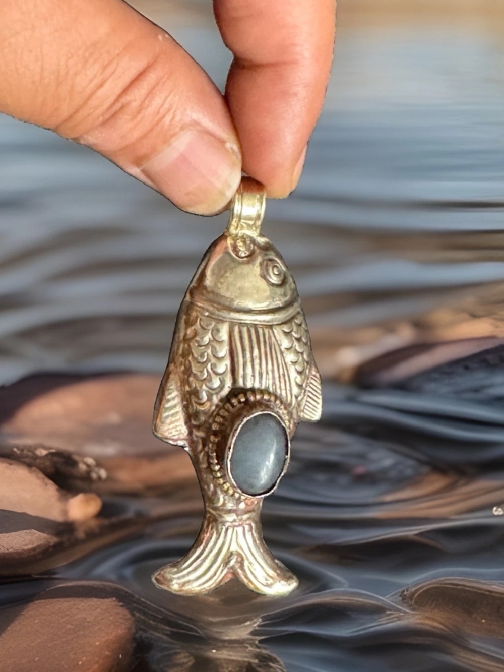 Vintage & Handcrafted Fish Theme Pendant Inlay Blue Stone Set In Silver 27grams